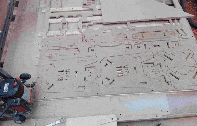 61cnc-tabouret.gif